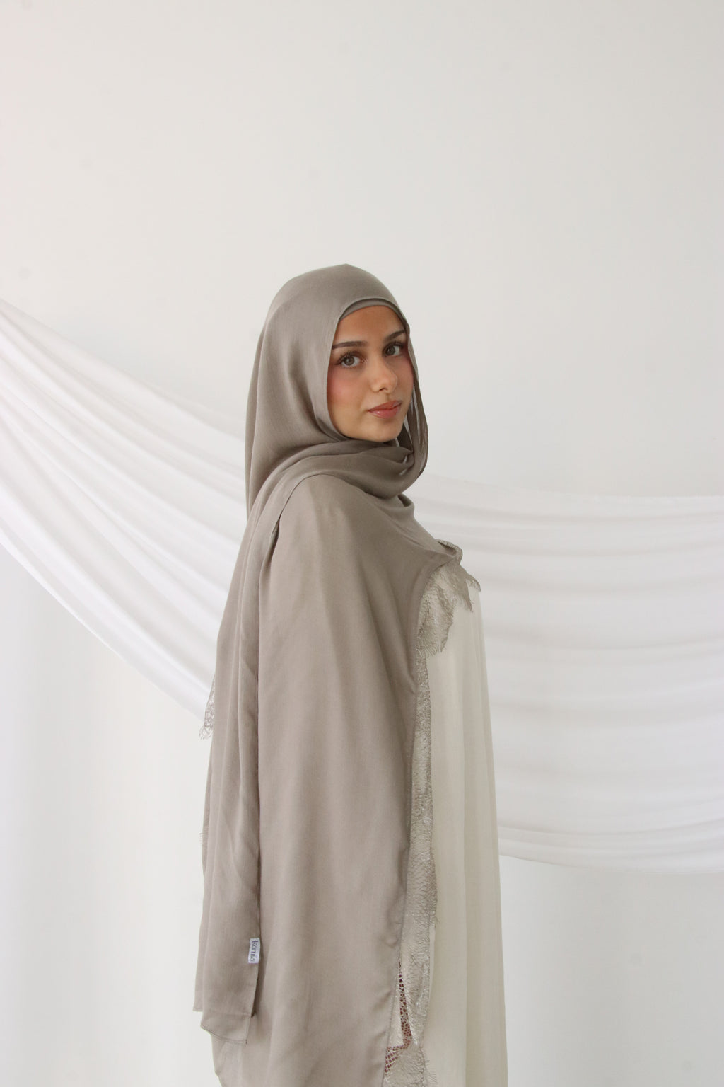 Mist Lace Standard